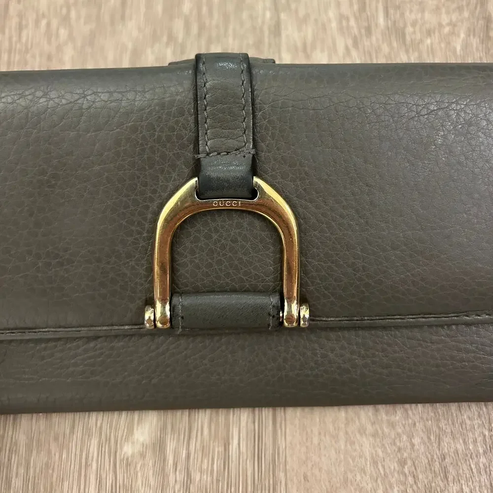 Gucci Continental Bifold Wallet Gray Leather Horsebit Gold‎ Hardware - Picture 11 of 16